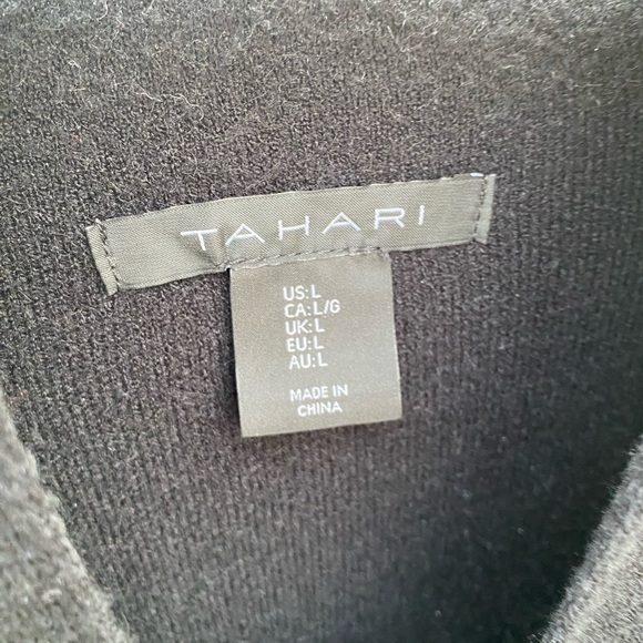 Tahari long length knitted tunic top - Picture 3 of 4